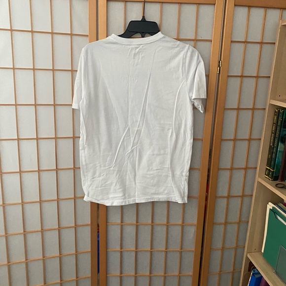 Arizona Jean Company White Shirt Blue Red Lion Headphones Sunglasses Boys XL 18 - Picture 4 of 4